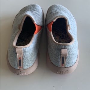 UNI women’s wool shoes
